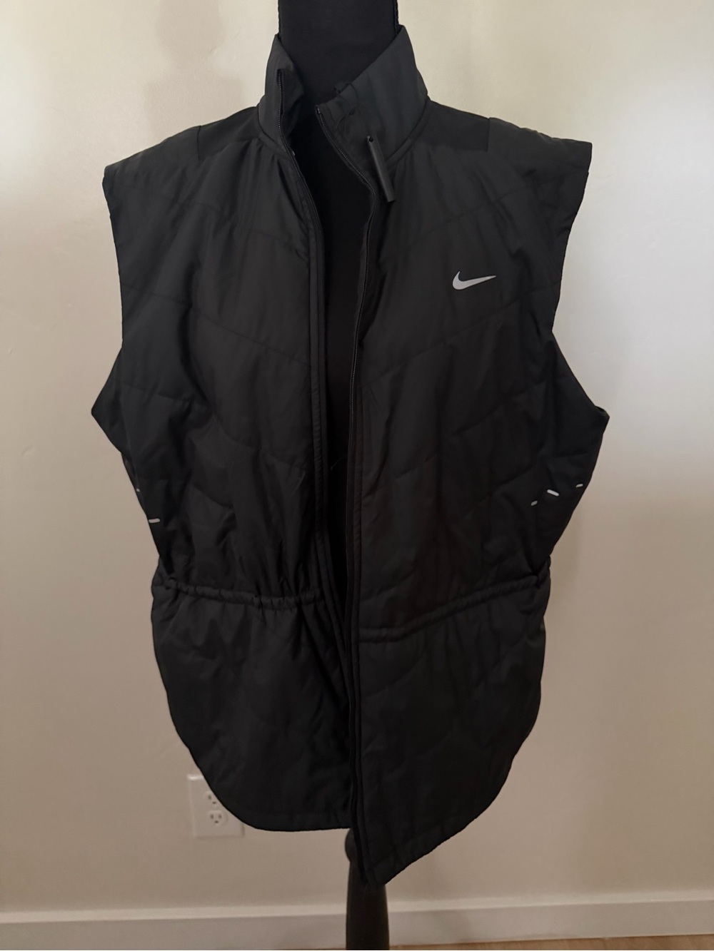 Nike swift Women's Black Quilted Vest with Reflective Swoosh